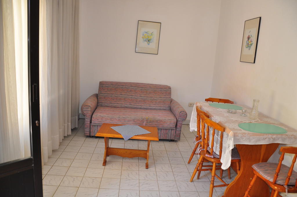 Delphin Apart Hotel Side Habitación foto
